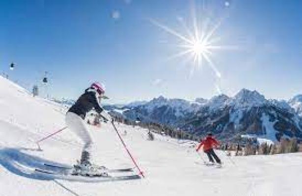 abc-vacanze en summer-2022-in-monterosa-ski-lifts-open-in-val-d-ayas 042